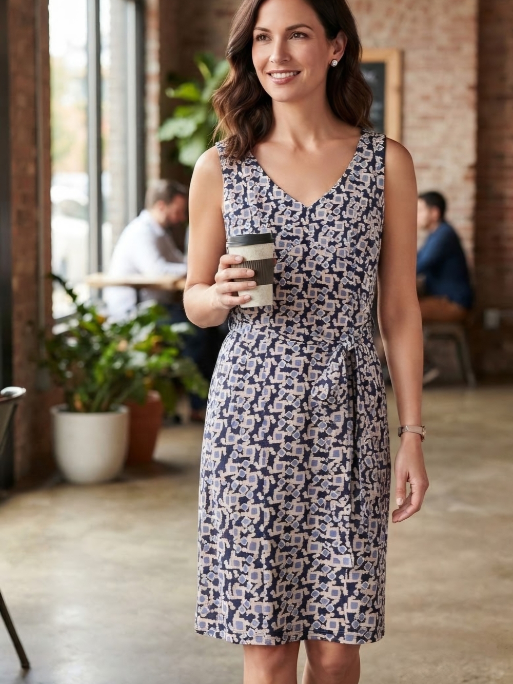 Ann Taylor LOFT Womens Sheath Dress 6 Blue/White/Black Geometric V-Neck Knee